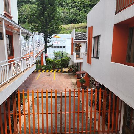 Hotel Emperador Barbosa  Ngoại thất bức ảnh