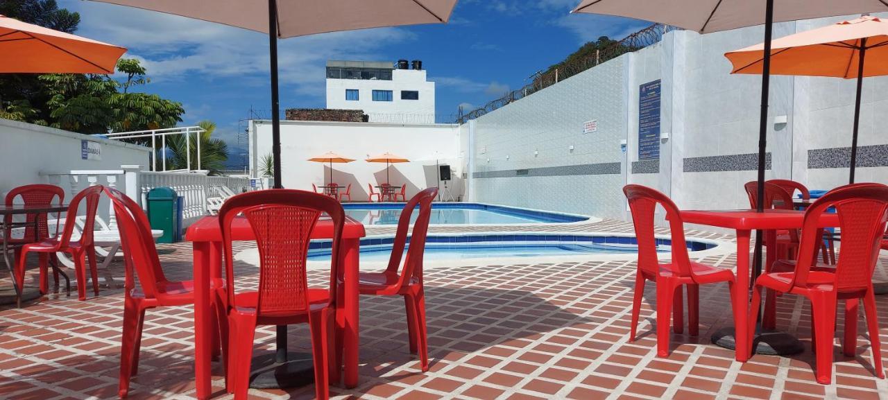 Hotel Emperador Barbosa  Ngoại thất bức ảnh