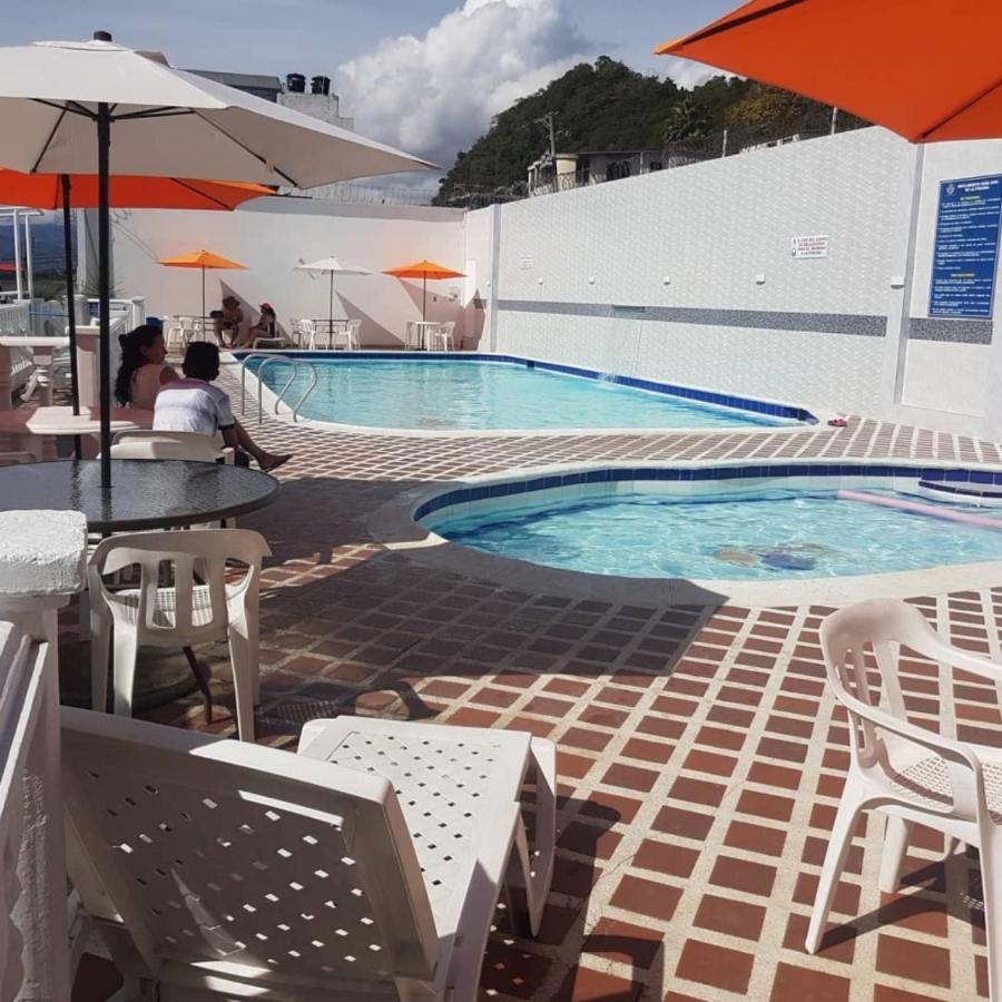 Hotel Emperador Barbosa  Ngoại thất bức ảnh